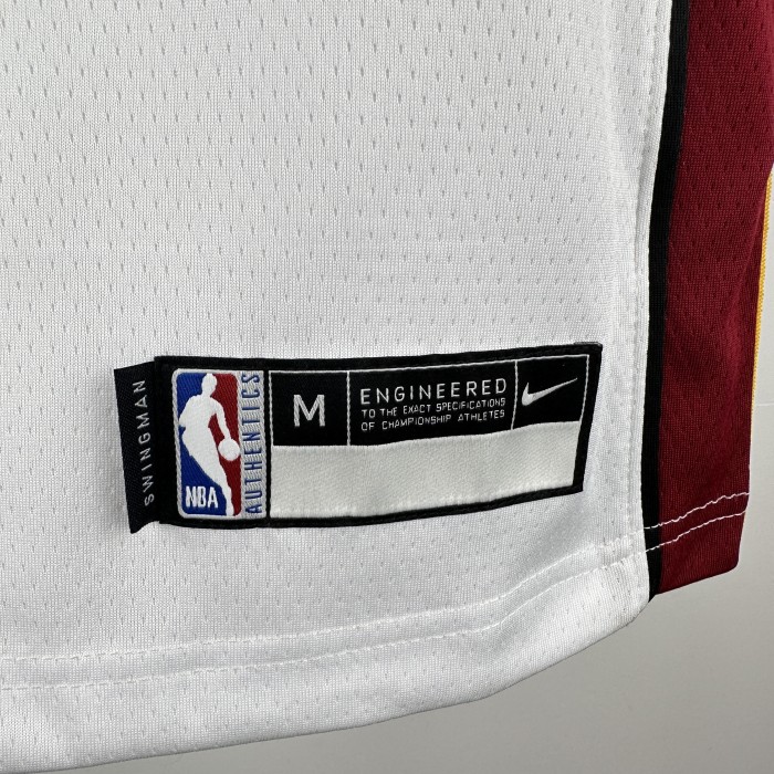 Miami Heat Kids Jersey White  22/23 No. 6 James