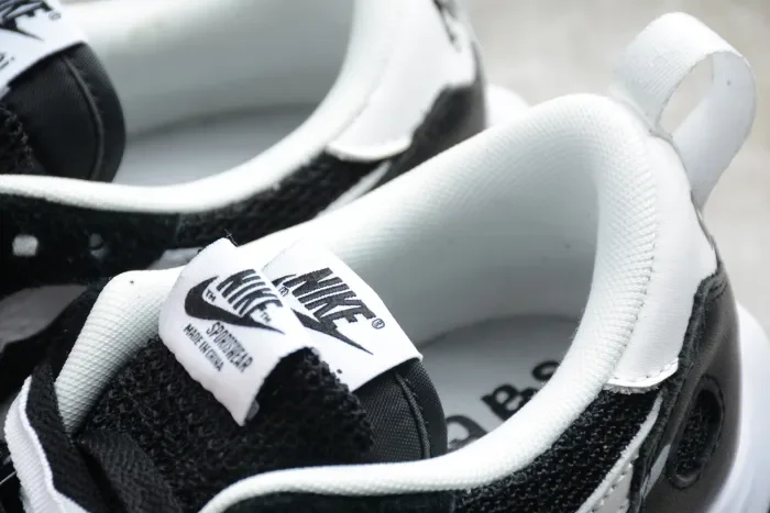 LD Waffle / Sacai Black White B Grade BV0073 001