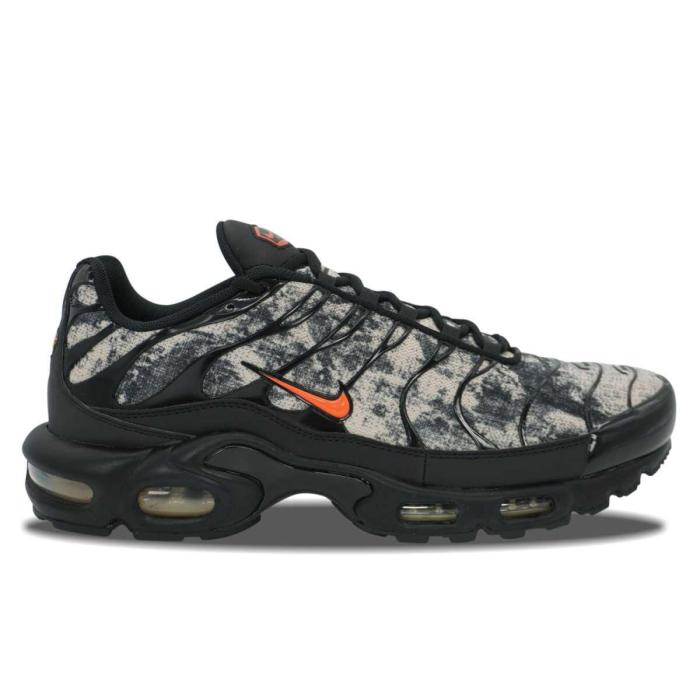 Air Max Plus TN Black Orange Camo FV6915-001