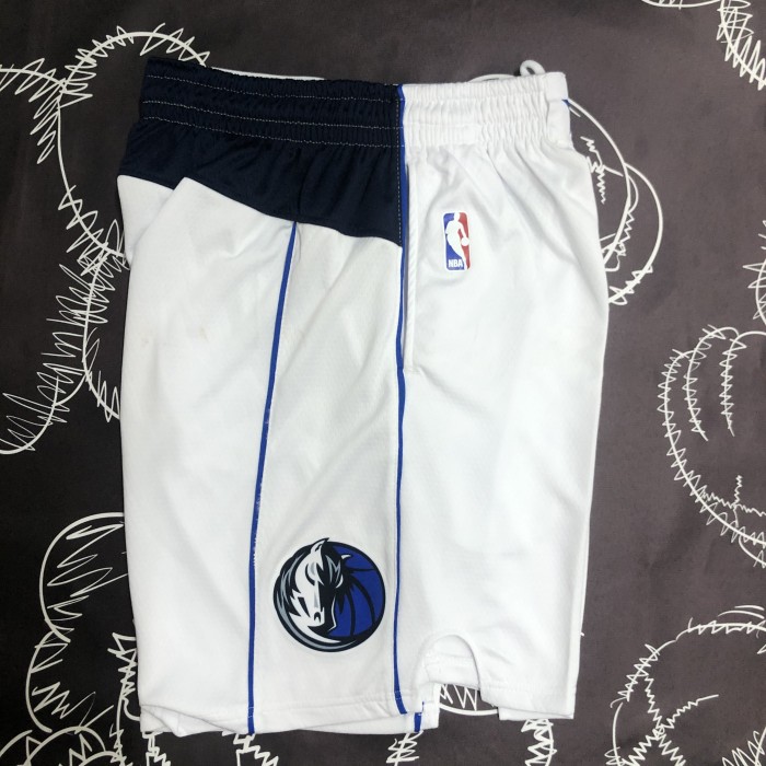 Dallas Mavericks  Shorts   Association Edition White 21/22