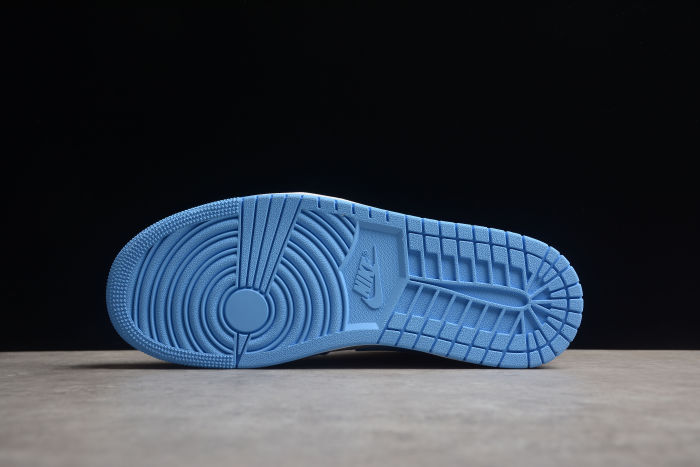 Air Jordan 1 Mid University Blue AJ1