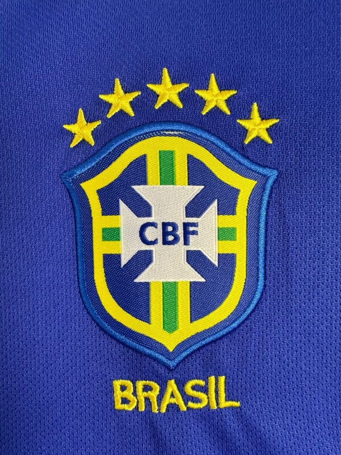 Brazil Away Retro Jersey 2004/06