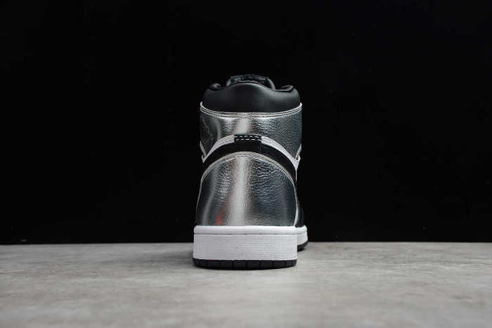 Air Jordan 1 Retro High Silver Toe (W) CD0461-001