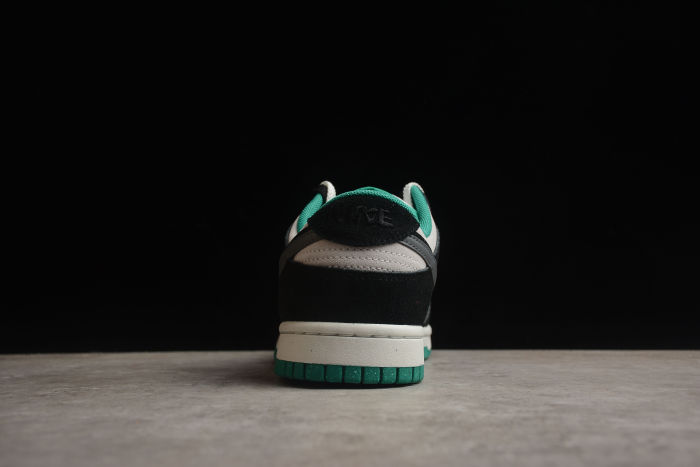 SB Dunk Low green black dark gray DO9457 - 133