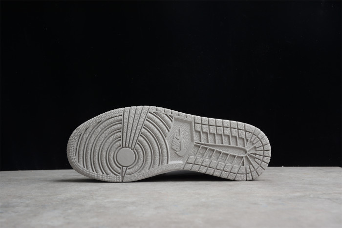 Air Jordan 1 Mid Linen