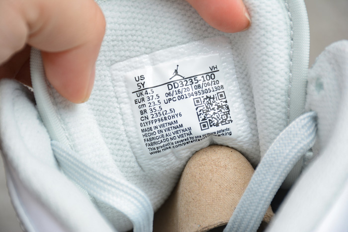 Air Jordan 1 Mid Grey Camo White Photon Dust DD3235-100