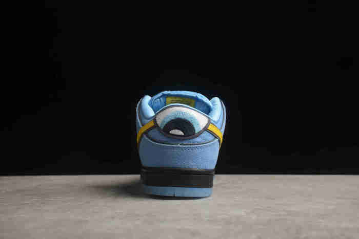 SB Dunk Low Pro QS Bubbles (FZ8320-400)