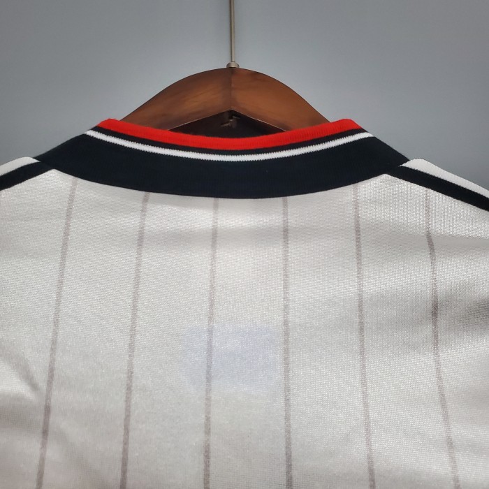 Manchester United Away Retro Charity Shield Jersey 1983/84