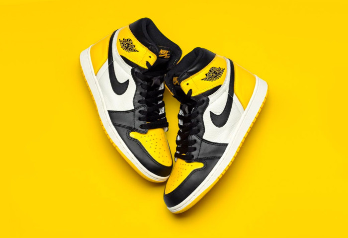 Air Jordan 1 Yellow Toe Black White AR1020-700