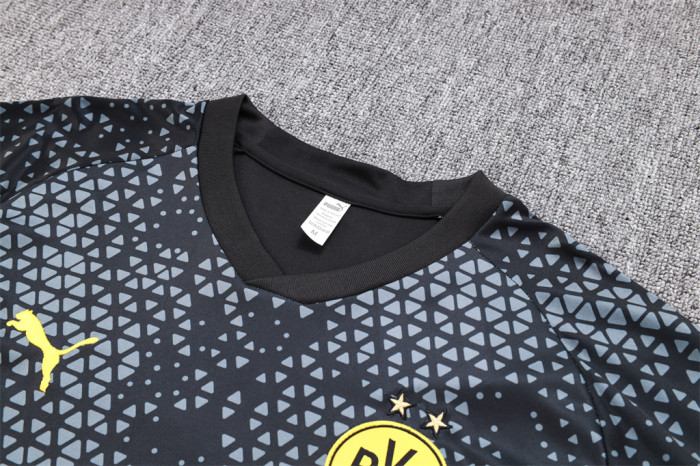Borussia Dortmund Training Jersey 23/24