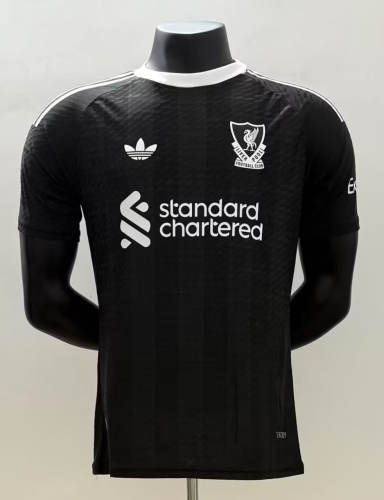 Liverpool Goalkeeper Player Version Jersey 25/26