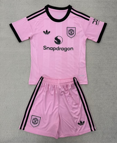 Manchester United Goalkeeper Pink Kids Suit 25/26