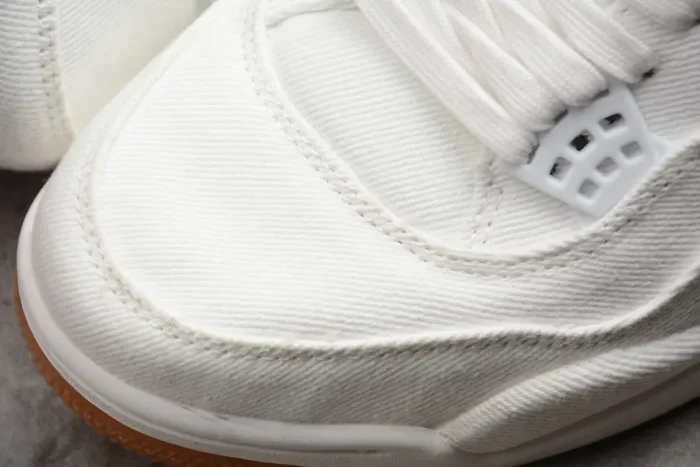 Levi's x Air Jordan 4 “White” AO2571-100