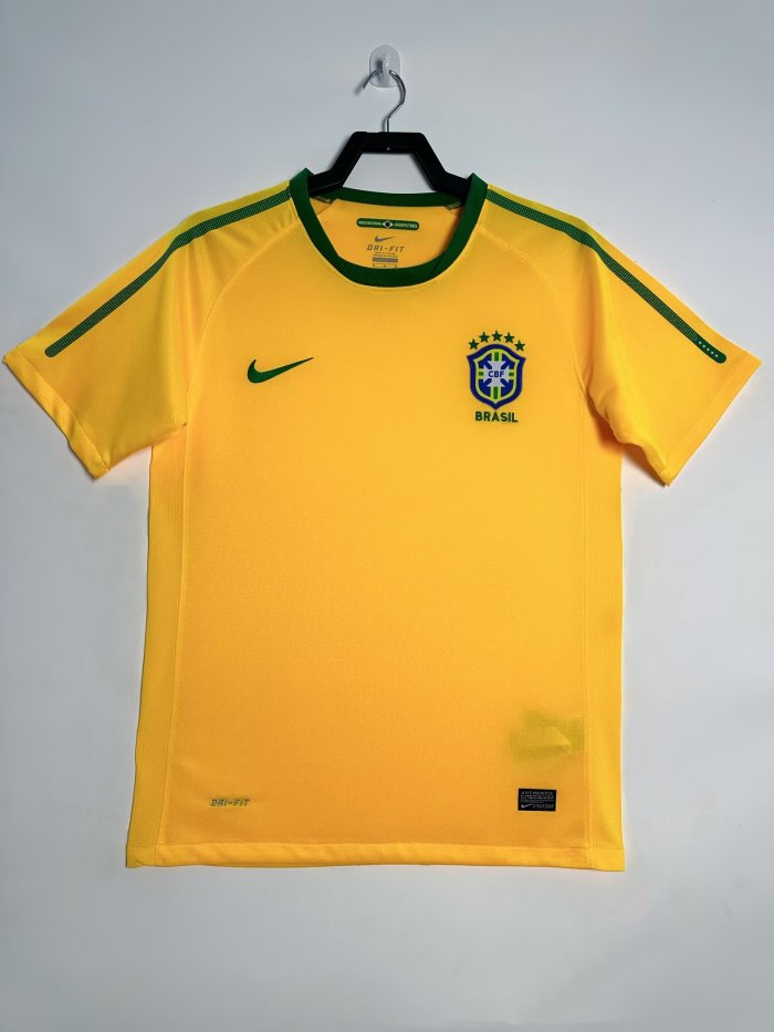 Brazil Home Retro Jersey 2010/11