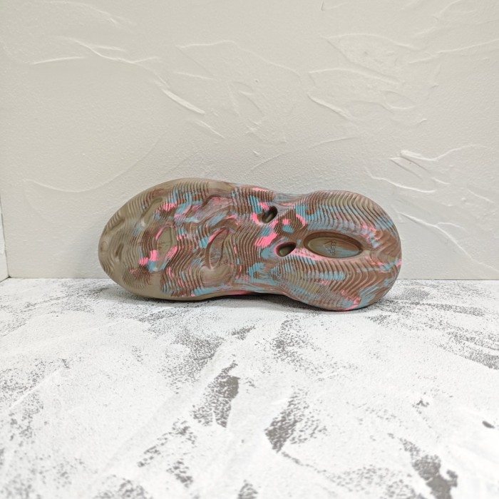 adidas Yeezy Foam Runner Sulfur Non-slip