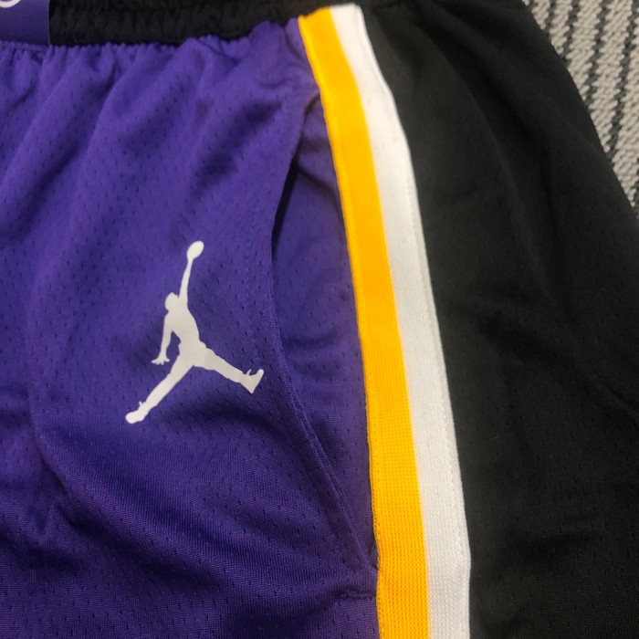 Los Angeles Lakers  Swingman Shorts Statement Edition  2020