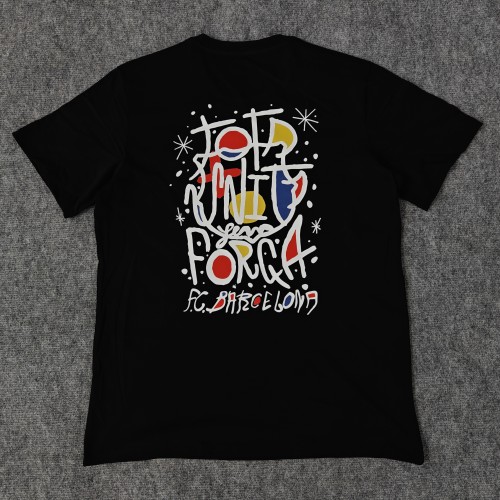 Barcelona TOTS UNITS FEM FORÇA T-Shirt 2025