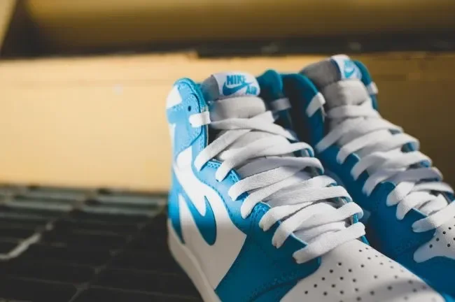 Air Jordan 1 Retro OG High “UNC/Powder Blue”555088-117