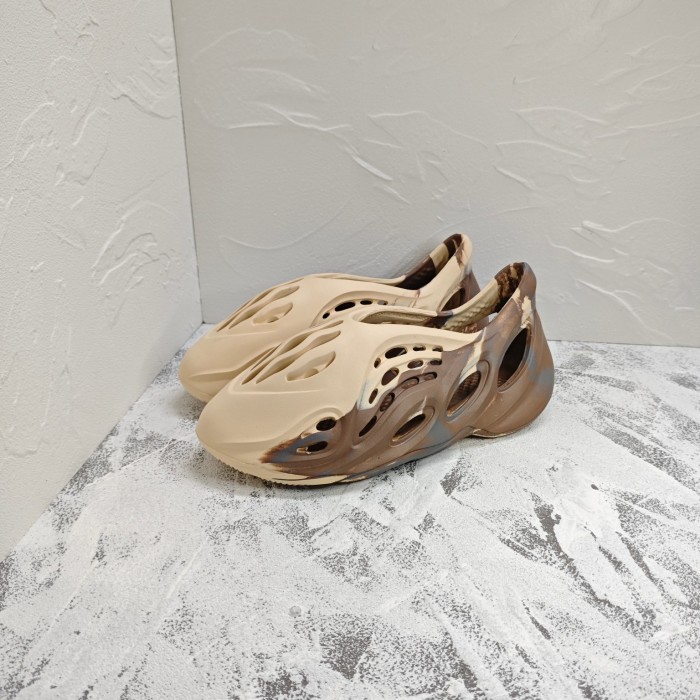 adidas Yeezy Foam Runner Sulfur Non-slip