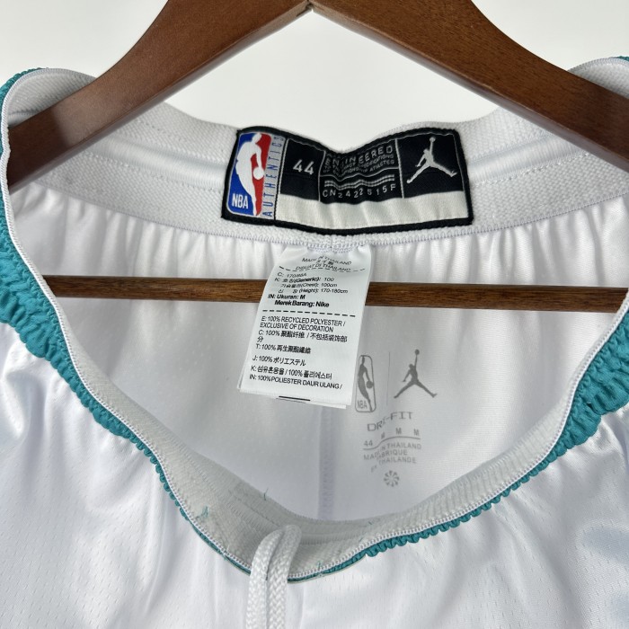 Charlotte Hornets Team Basketball Shorts White 20/21
