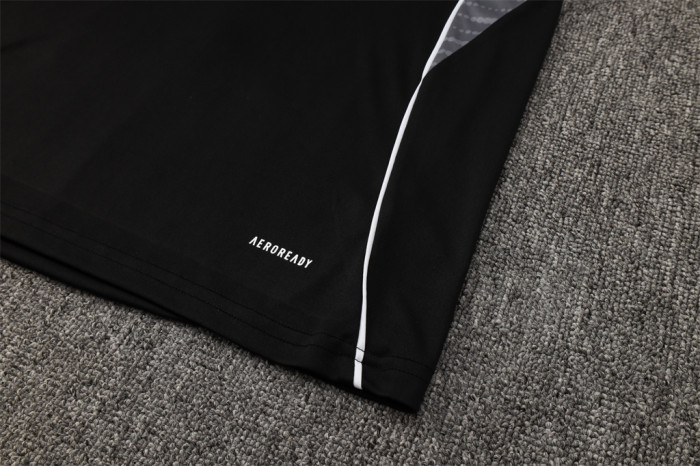 Real Madrid Training Jersey 25/26