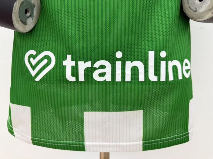 Real Betis Home Player Men Jersey 25/26