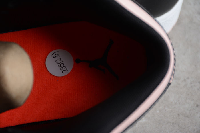 Air Jordan 1 Mid SE Anti-slip Black pink