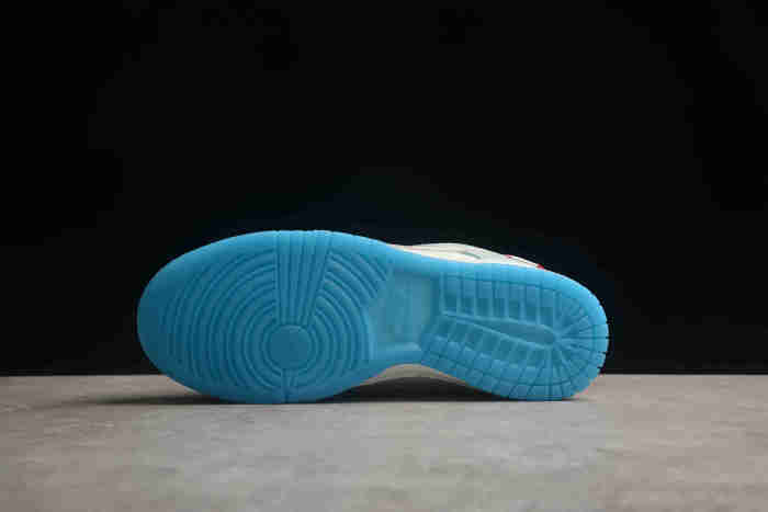 SB Dunk Low LX 'Year of the Dragon' FZ5065‑111