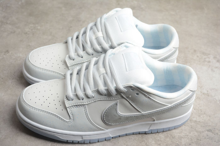 SB Dunk Low 'White Lobster' FD8776‑100