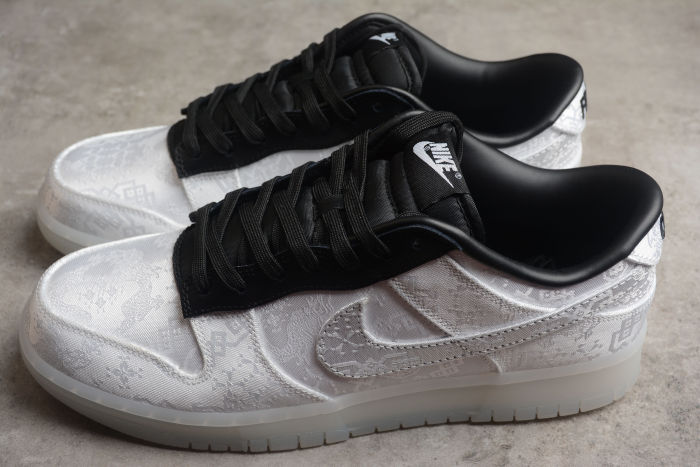 FN0315-110 CLOT × Fragment × Nike Dunk Low White Black
