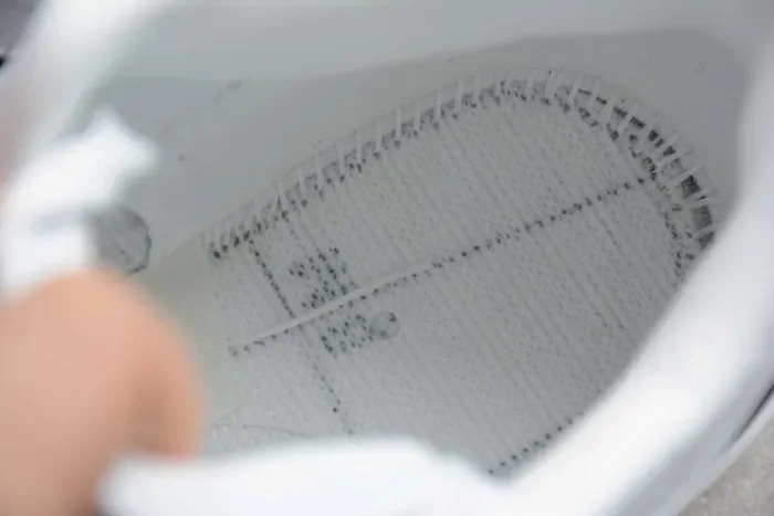 Fragment Design x Air Jordan 3 Black White DA3595-100