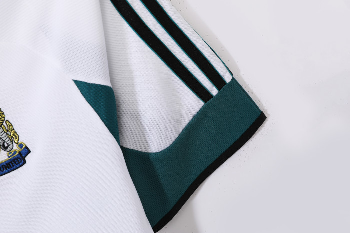 Newcastle United Away Retro Jersey 1999/00