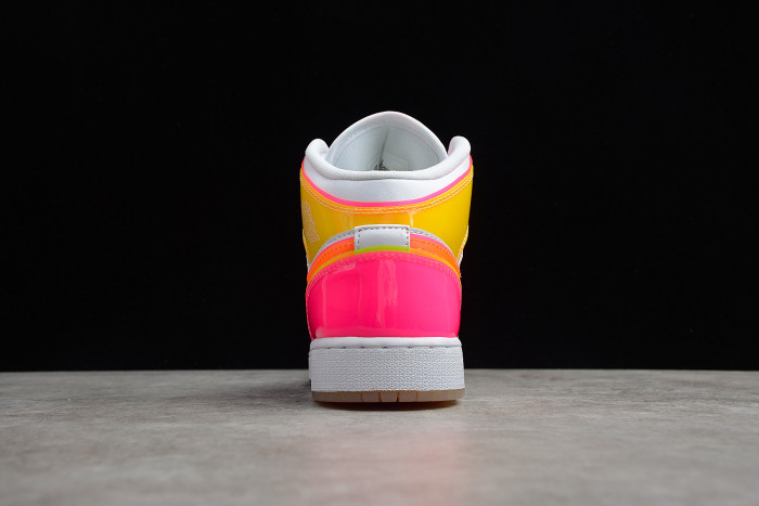 Air Jordan 1 Mid GS Edge Glow White Pink Blast CV4611-100