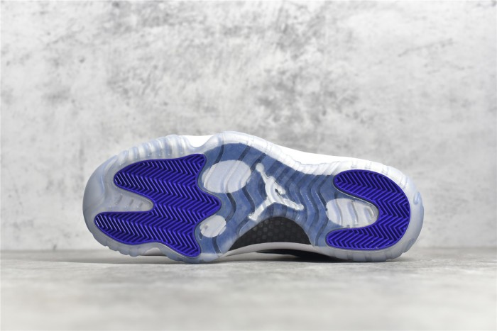 Air Jordan 11 Low “Concord” 528895-153