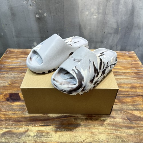 Adidas Yeezy Summer Slides Breathable Non-slip