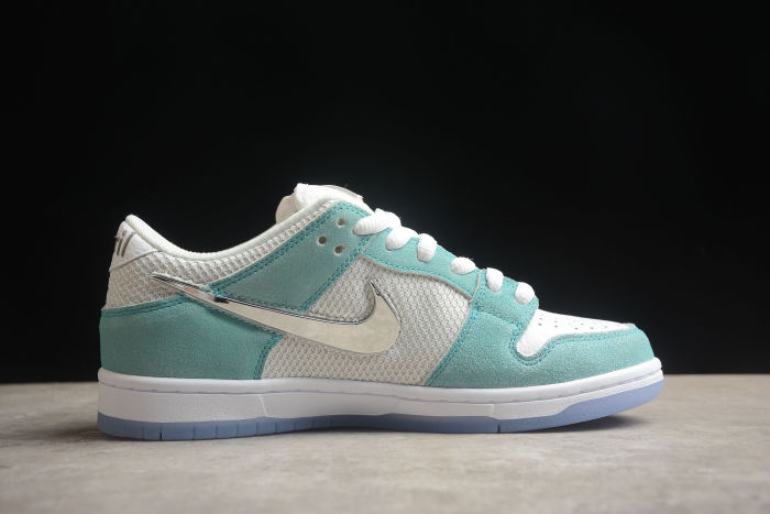 SB Dunk Low x April Skateboards Turbo Green - FD2562-400