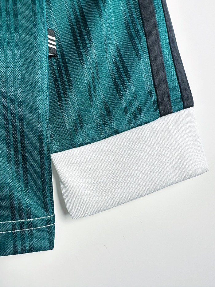 Liverpool Away Long Sleeve Retro Jersey 1995/96