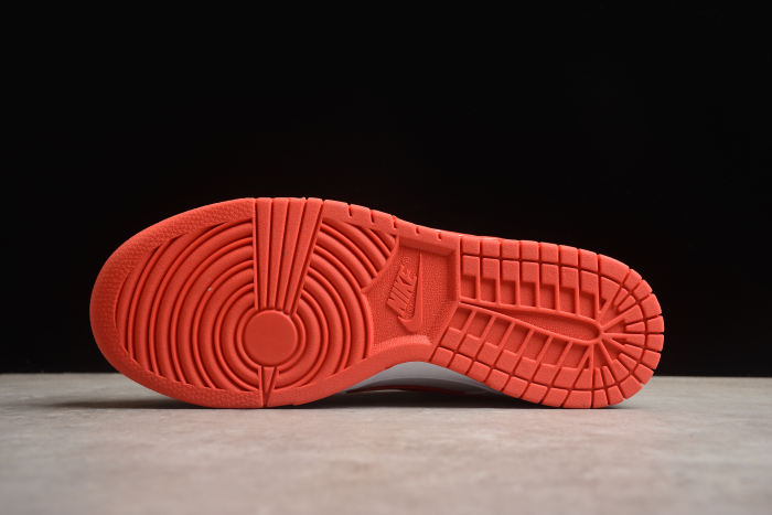 SB Dunk Low Retro White Picante Red Sneakers DV0831-103