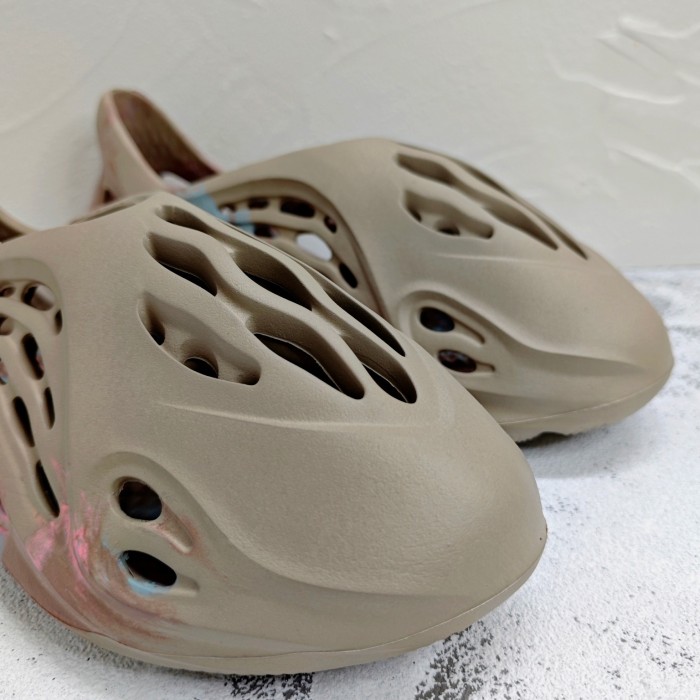 adidas Yeezy Foam Runner Sulfur Non-slip