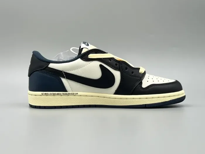 Travis Scott x Air Jordan 1 Black Blue