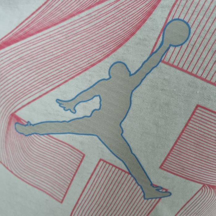 LeBron James Casual T-shirt White