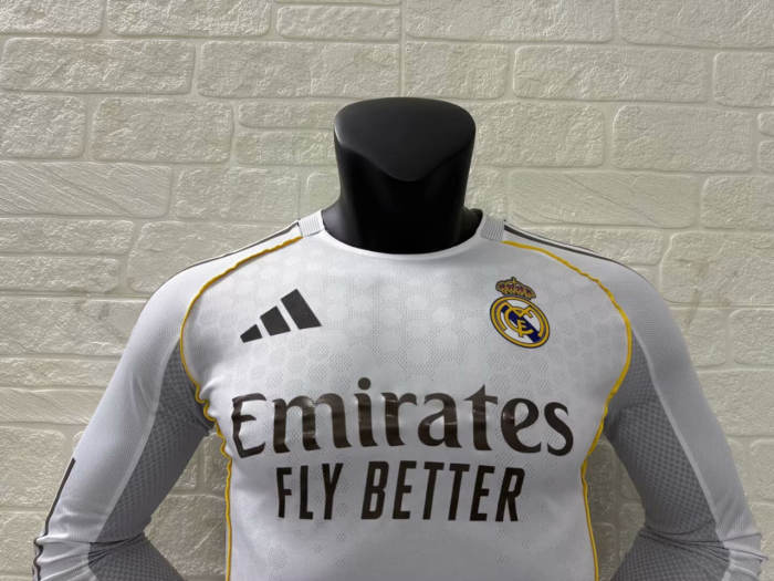Real Madrid Home Modrić Limited Edition Player Version Long Sleeve Man Jersey 25/26