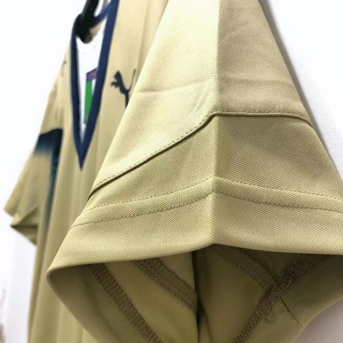 Italy Retro Goalkeeper Jersey 2006