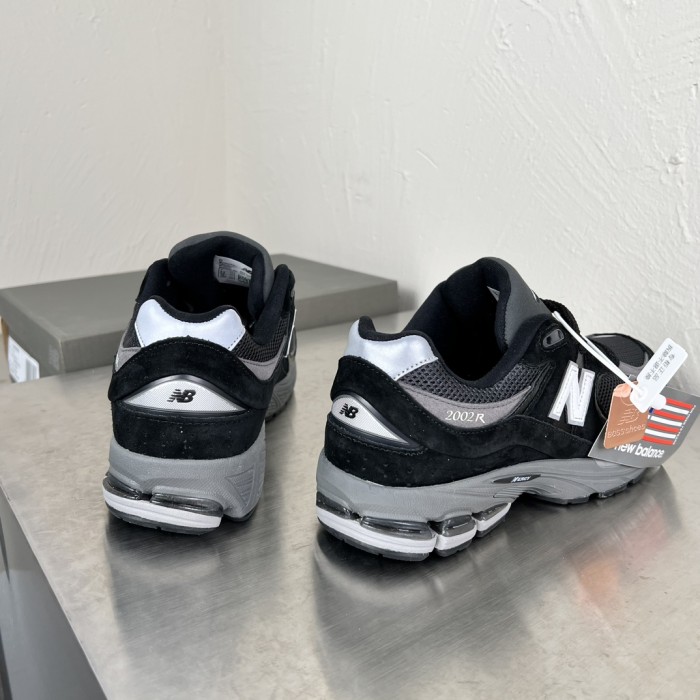 New Balance 2002R Black Dark Grey White - M2002RR1
