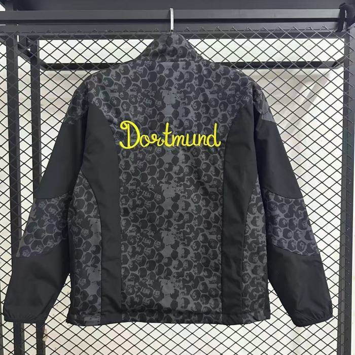 Borussia Dortmund Double-Sided Training Windbreaker 2025