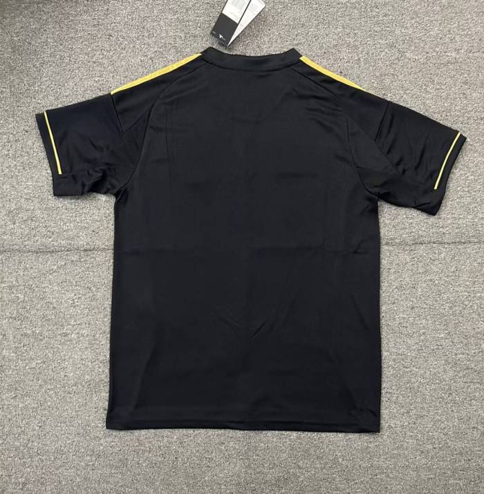 Liverpool Pre-Match Man Training Jersey 25/26