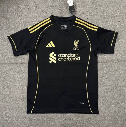 Liverpool Pre-Match Man Training Jersey 25/26