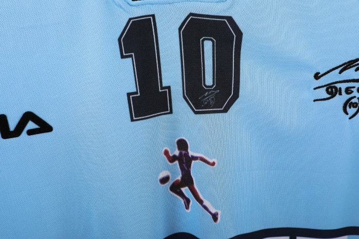 Argentina Diego Maradona Commemorative Retro Jersey 2001
