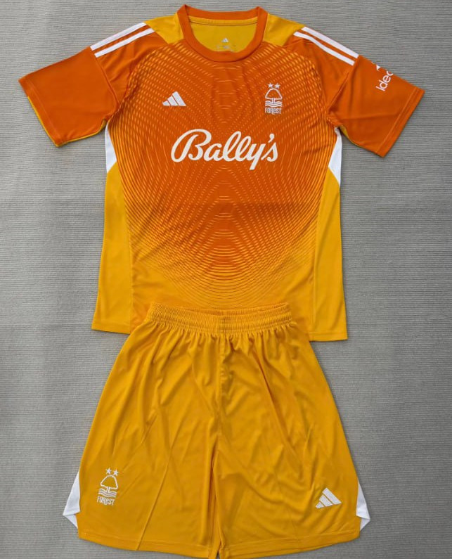 Nottingham Forest Goalkeeper Kids Suit 25/26