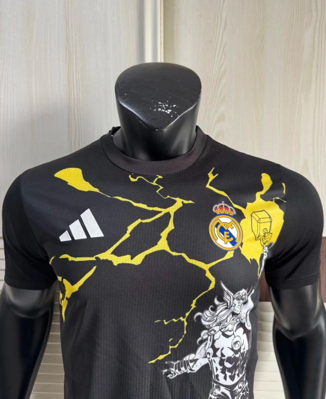 Real Madrid Avengers Player Jersey 25/26